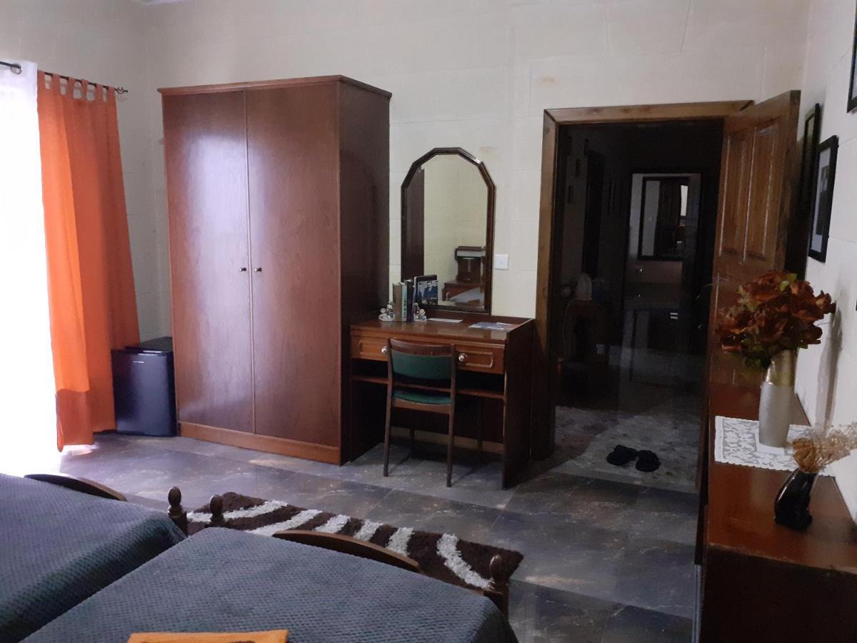 Trigoria Apartamento Sannat Exterior foto